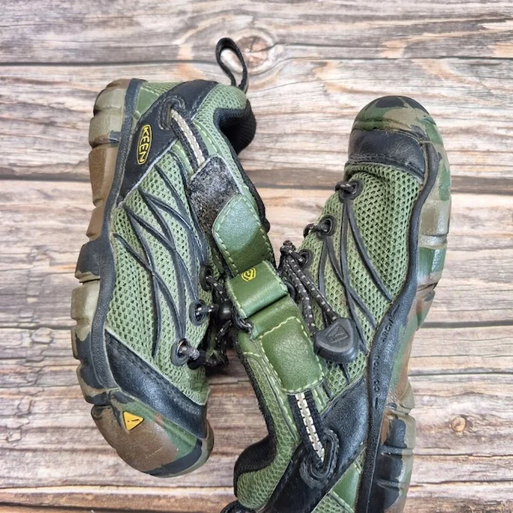 Kids Keen Shoe Camo‎ Green Size 8